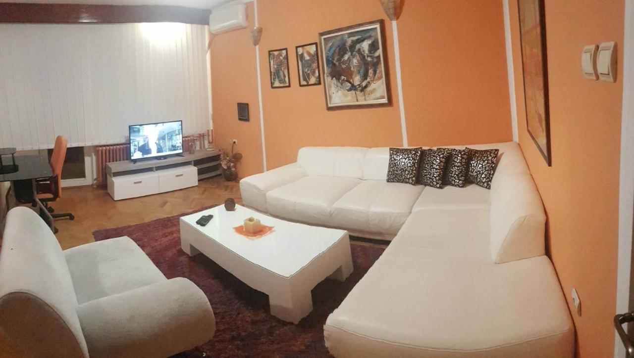 Shangri La Residence Ni Buitenkant foto