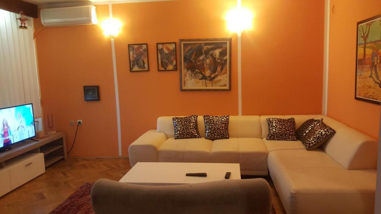 Shangri La Residence Ni Buitenkant foto